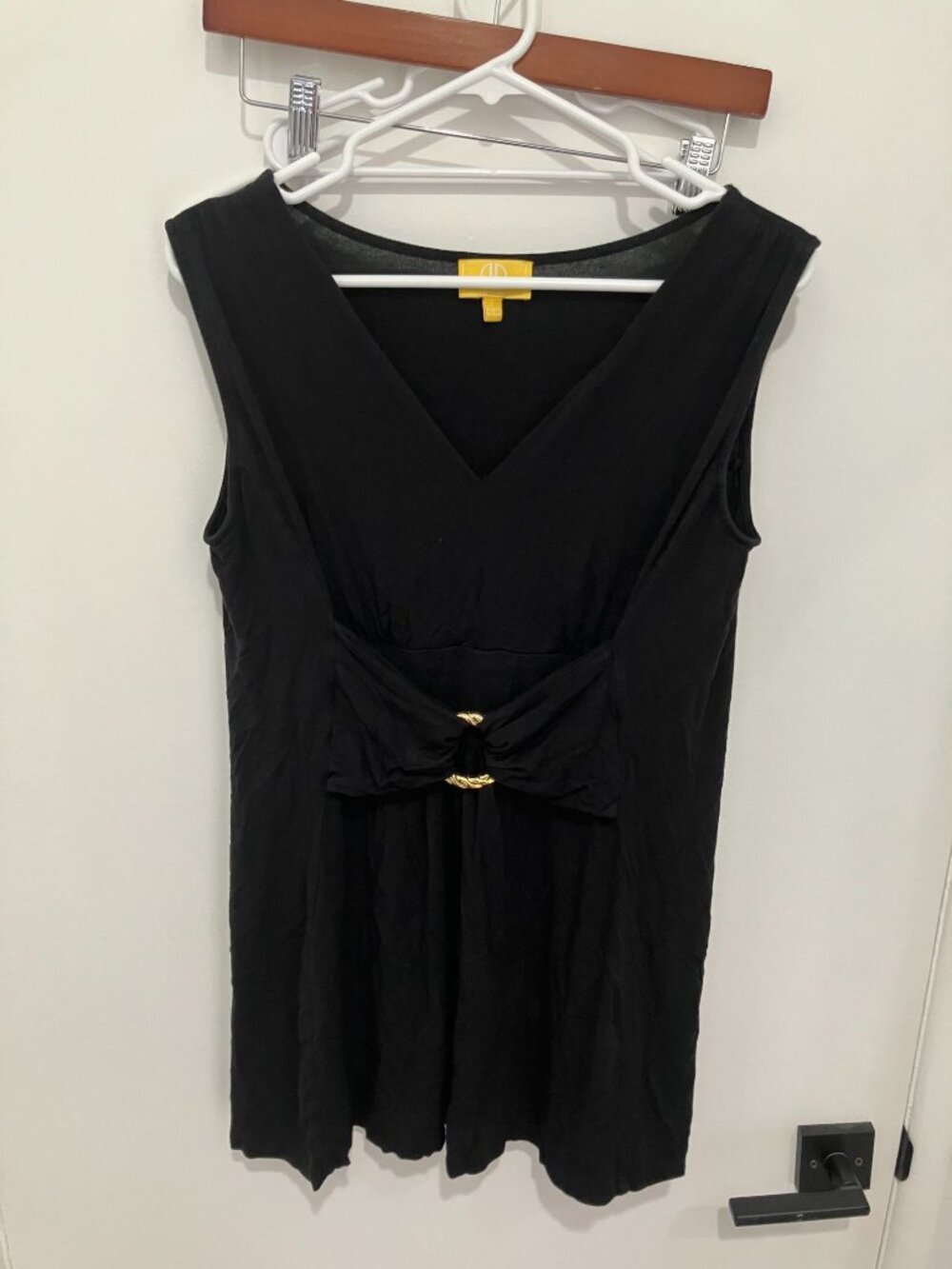 Liz Lange Black Sleeveless Mini Dress Gold O-Ring Buckle Accent Large
